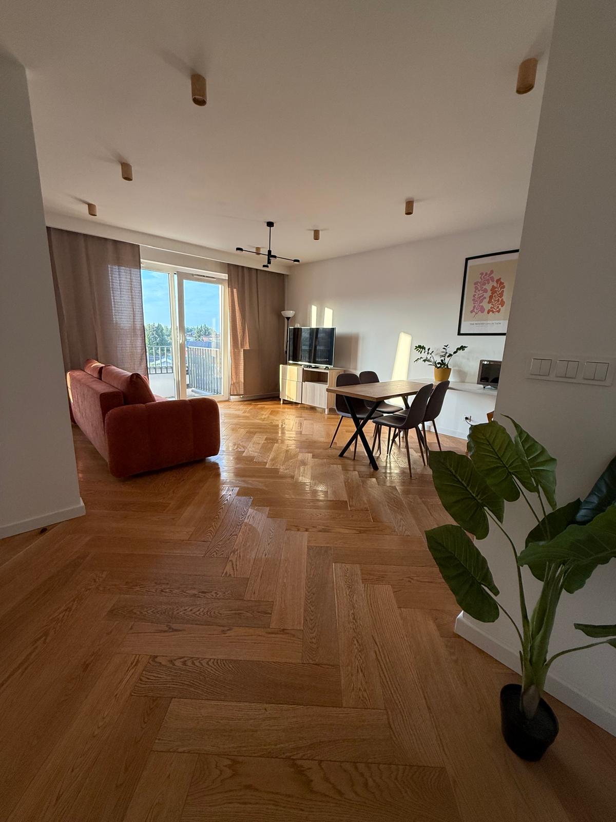 ul. Listopadowa - apartament z balkonem - B — zdjęcie 1