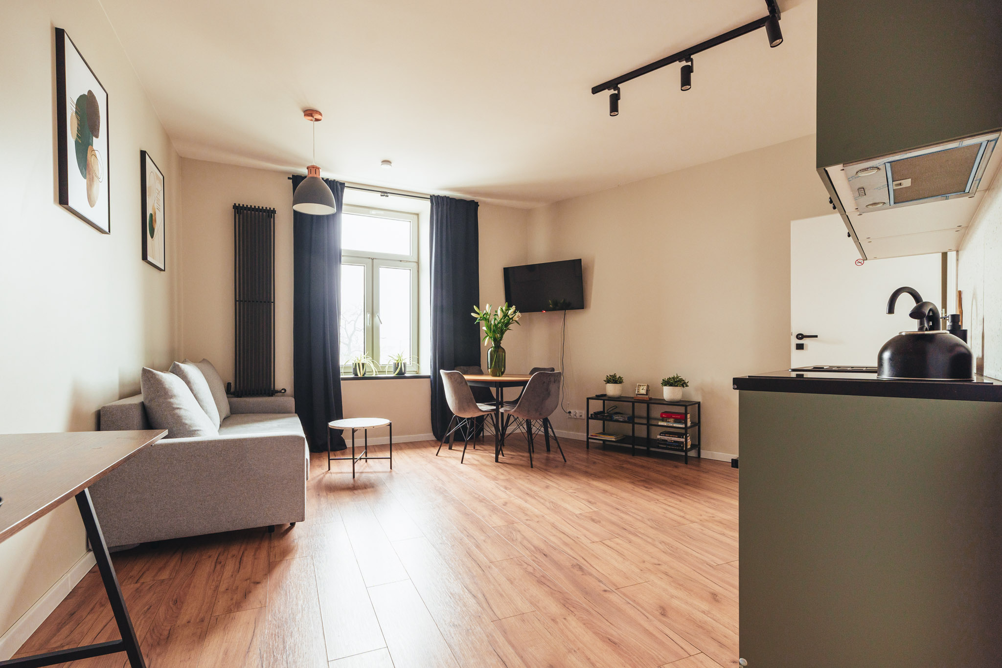 os. Planty - przy dworcu PKP - apartament z oddzielną sypialnią nr. 10 — zdjęcie 2