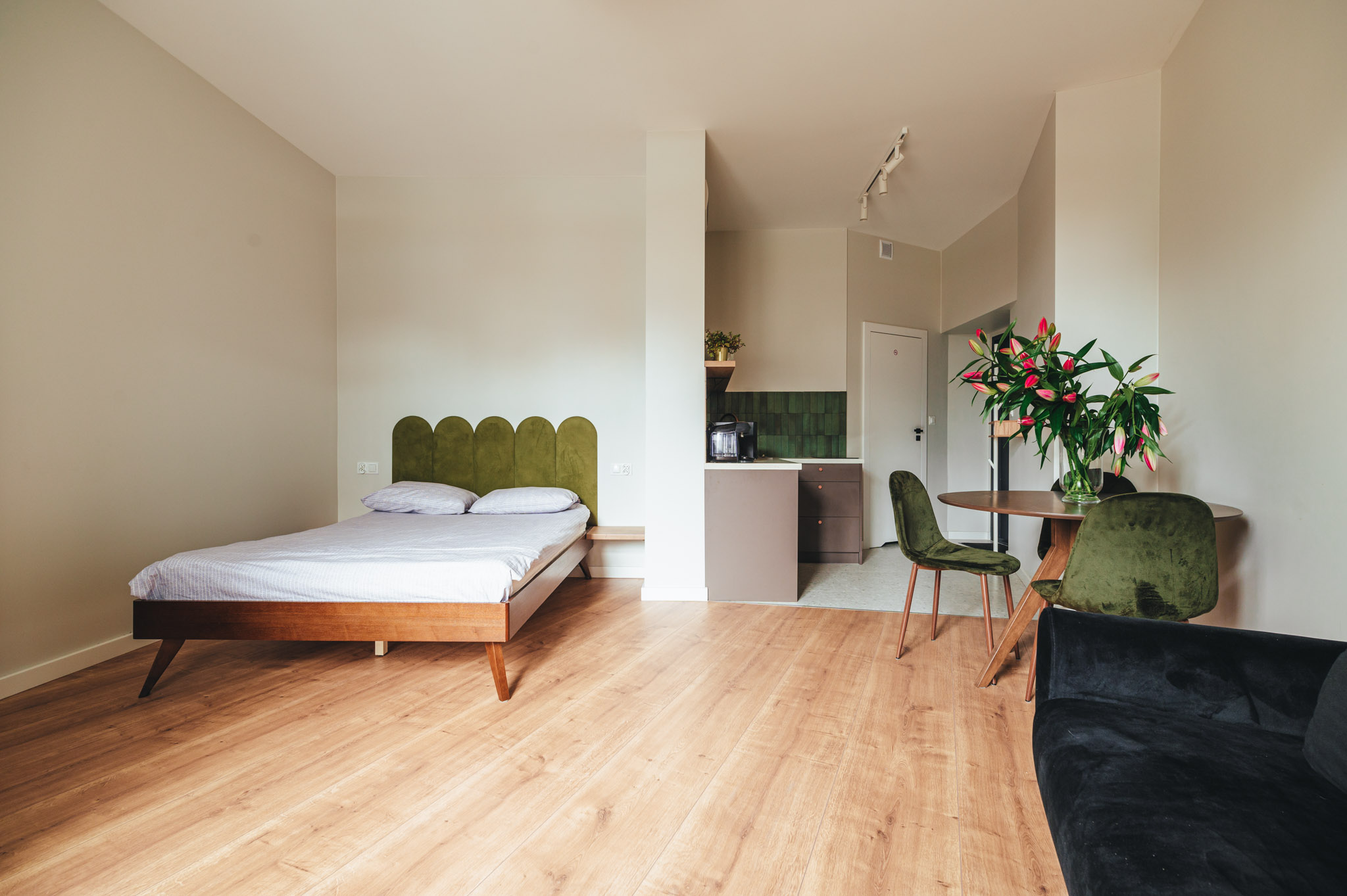 os. Planty - przy dworcu PKP - apartament z rozkładaną kanapą nr. 2 — zdjęcie 1